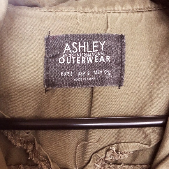 Jacket - Picture 2 of 3